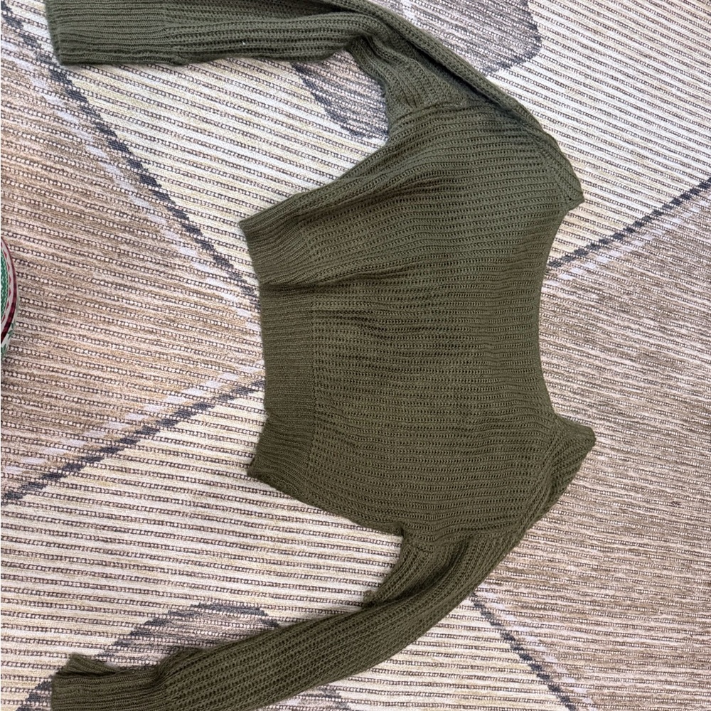 Olive Green Knit Long Sleeve Crop Sweater